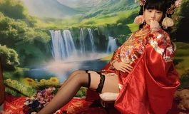 木木夕 摄影活动第十三期 花姑娘  春天的祝福 梦贵妃的花妆新造型 搭配明制大红袍 评论祝福二字即可