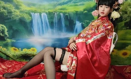 木木夕 摄影活动第十三期 花姑娘  春天的祝福 梦贵妃的花妆新造型 搭配明制大红袍 评论祝福二字即可