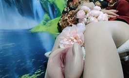 《赋诗一首摄影时期的爱情 》妙小姐杯子搭配梦皇后美腿 纵享幸福时光！