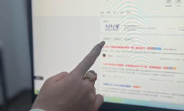 172梦英：看，这是我发的帖子，快给我回复“祝福”吧！