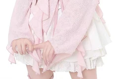 159-卡利亚，每日挑选衣服中