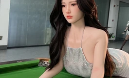 潮影娃娃新品｜台球厅拍出超模氛围感大片