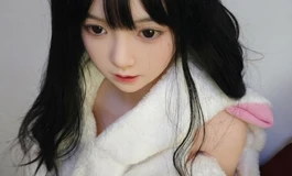 第一个是猫家，感觉挺写实的，想再买一个类似的