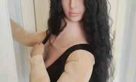 布艺娃娃内置M16骨架