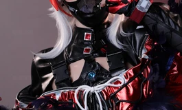 三角洲老玩家狂喜！凛纱cos麦晓雯，把骇爪带回家