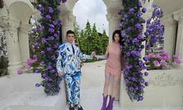 娃娃情侣首次外拍《莫奈花园的约定》