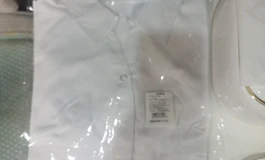 给老婆换新衣服，随手拍两张