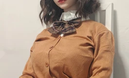 小姑娘的新衣服到啦，试穿一下