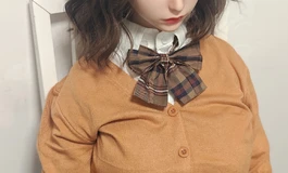 小姑娘的新衣服到啦，试穿一下