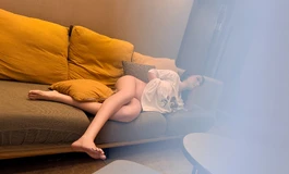 当我悄悄走进她的“房间”