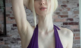 p站上排名前100的Shinaryen希娜像一朵粉色的蝴蝶兰，那Valentina又像什么呢~MRLDOLL