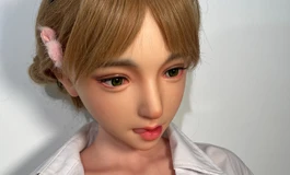 ‘’在读学生”胸都那么大吗？快来让我好好揉揉