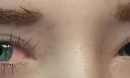 冬天吃香菜娃娃美瞳眼0103款